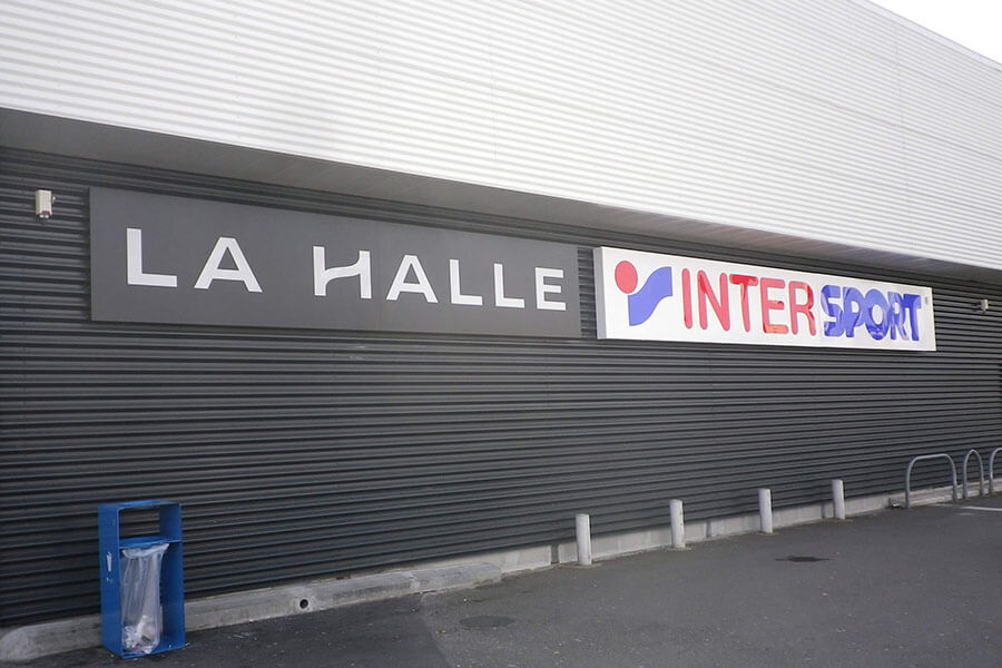 Enseigne bandeau pour Intersport et La Halle